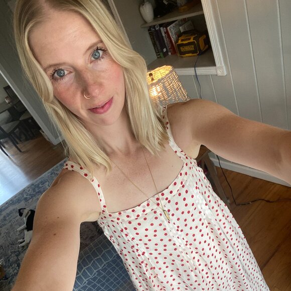 Meet your Posher, Alli - Picture 1 of 1